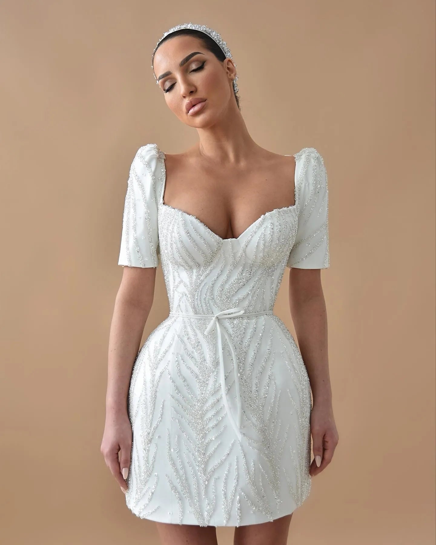 Glitter Wedding Dress Mini Sheath/Column Short Sleeves V Neck Wedding Gowns for Women Bride Backless Luxury Bridal Dresses Short Short Wedding Dress
