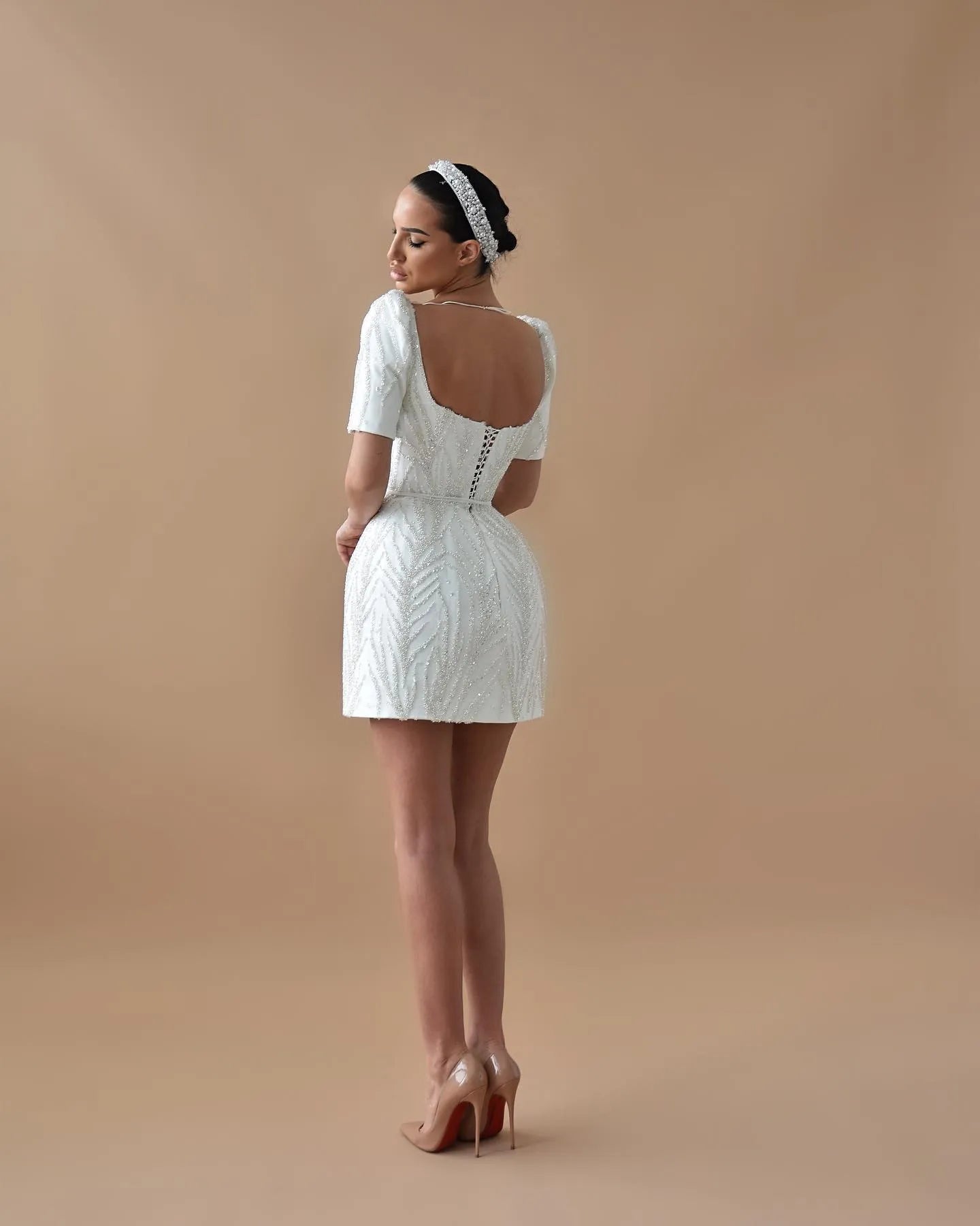 Glitter Wedding Dress Mini Sheath/Column Short Sleeves V Neck Wedding Gowns for Women Bride Backless Luxury Bridal Dresses Short Short Wedding Dress