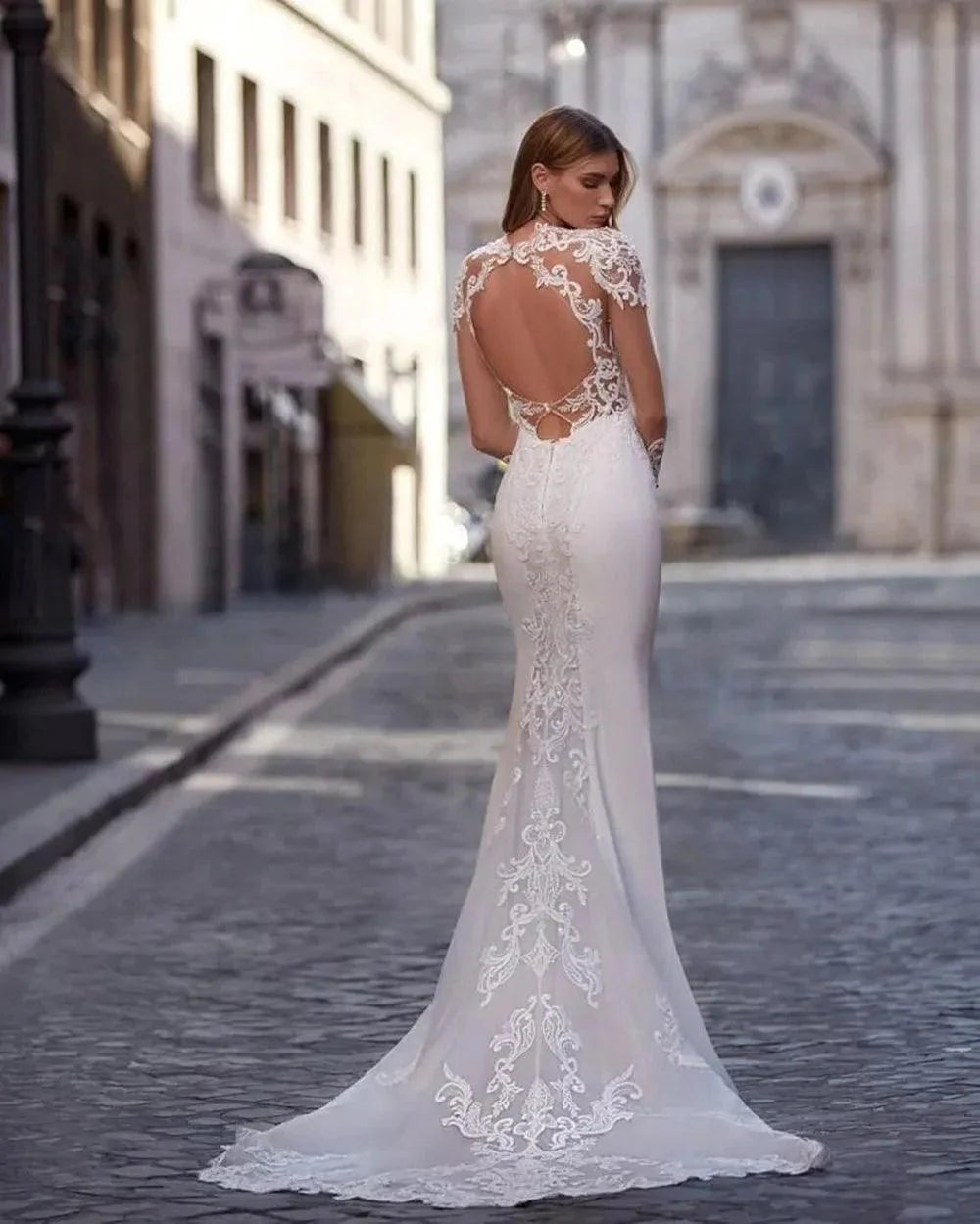 Boho Long Sleeves Mermaid Wedding Dresses For Women Satin Sexy V Neck Open Back Bridal Gown With Lace Appliques Sweep Train Boho Mermaid
